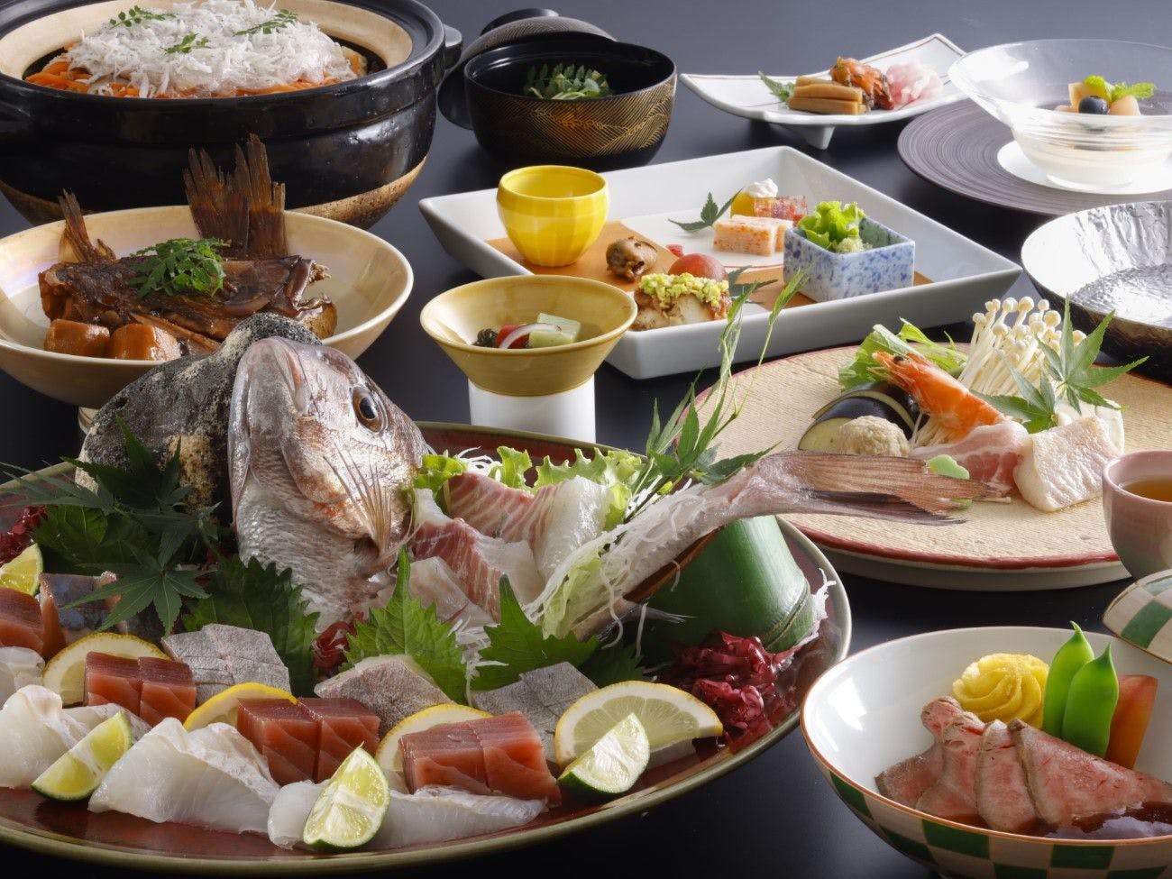 海幸会席～淡路島の海山の恵みを味わう～島の美食旅【食事処】