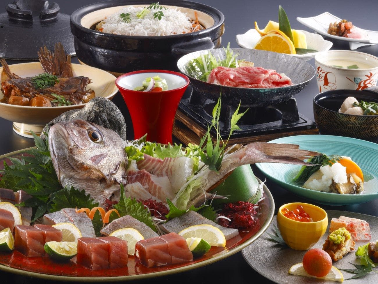 【日にち限定】最安値プラン！＜鯛・鮑・牛すき鍋＞お手軽に洲本温泉と季節会席【食事処】