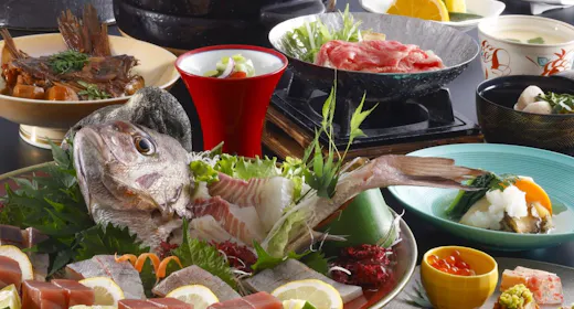 【日にち限定】最安値プラン!<鯛・鮑・牛すき鍋>お手軽に洲本温泉と季節会席【食事処】