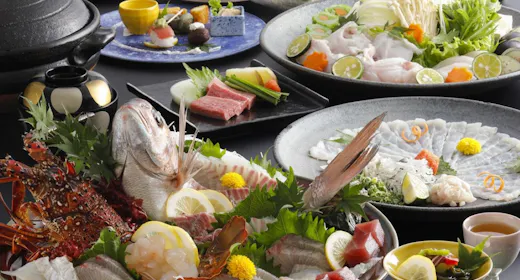 冬季限定【3年とらふぐ・淡路牛・伊勢海老】旬食材を欲張りに!海幸三昧×3年とらふぐ会席【部屋食】