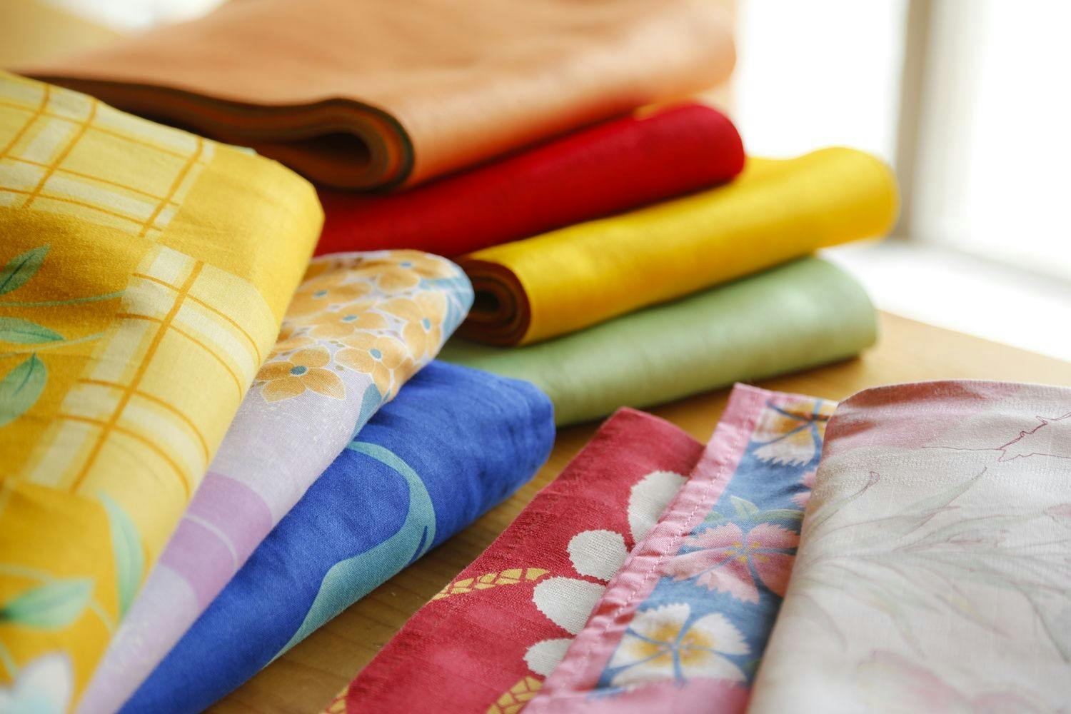 50種類以上のカラフルな浴衣のレンタル。