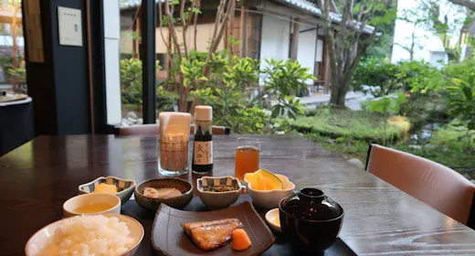 <朝食付プラン>「食事は朝食のみ!」シンプルなプランでフレキシブルな旅を