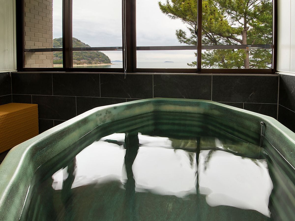 海が奏でる癒しの宿　リゾートホテル美萩
