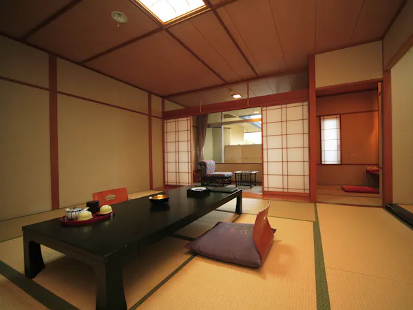 【南館】和室10畳のお部屋です。