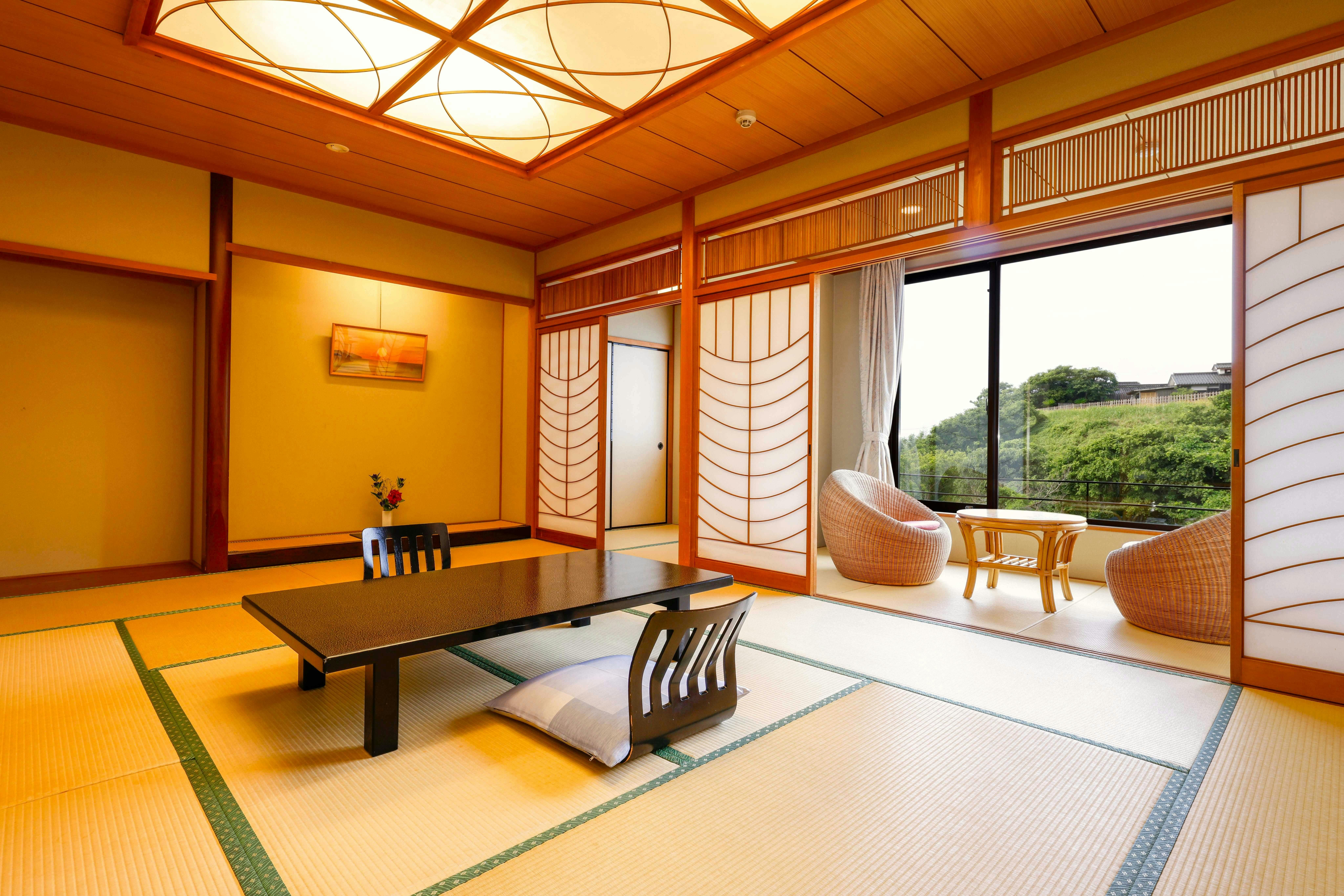 【西館】ゆったりとできる和室〈12畳〉