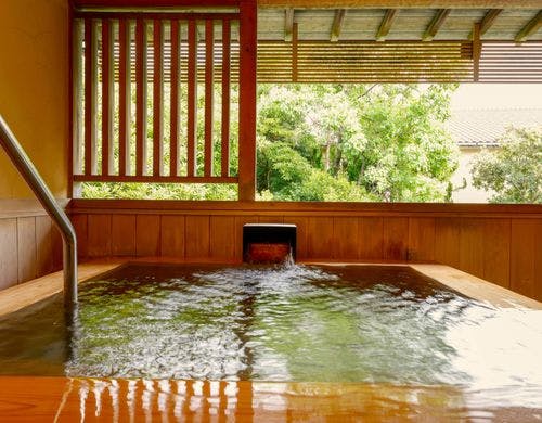 【西離れ・露天風呂】