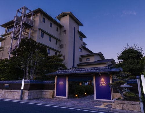 【外観】隠れ家「海花亭 花御前」へ。