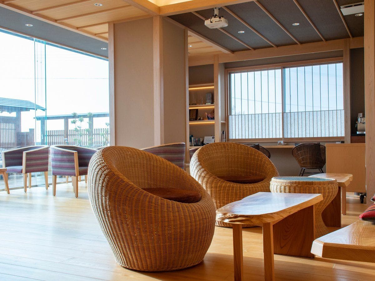 2018夏リニューアルのロビーラウンジ