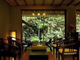 城崎温泉　喧噪の隠れ家　月のしずく