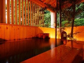 城崎温泉　喧噪の隠れ家　月のしずく