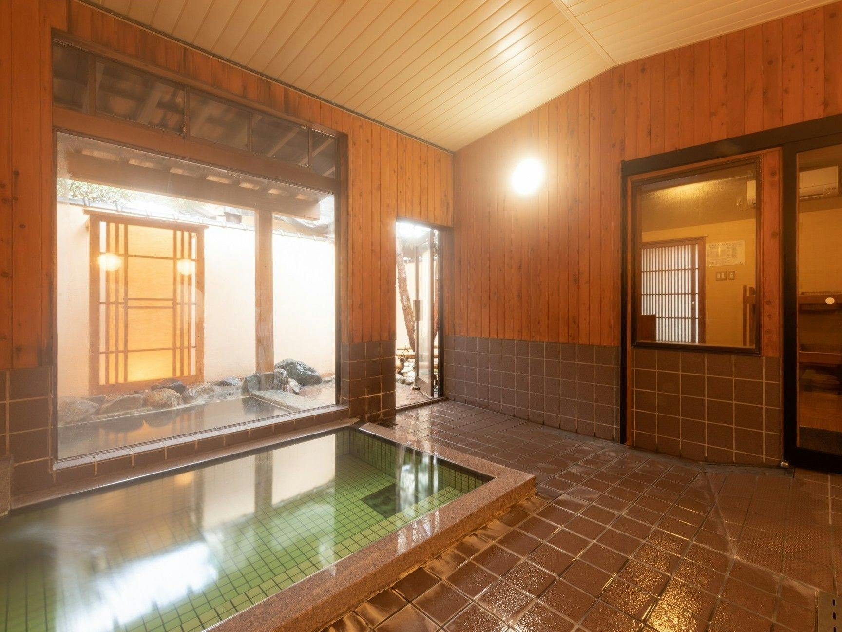 村上館湯伝