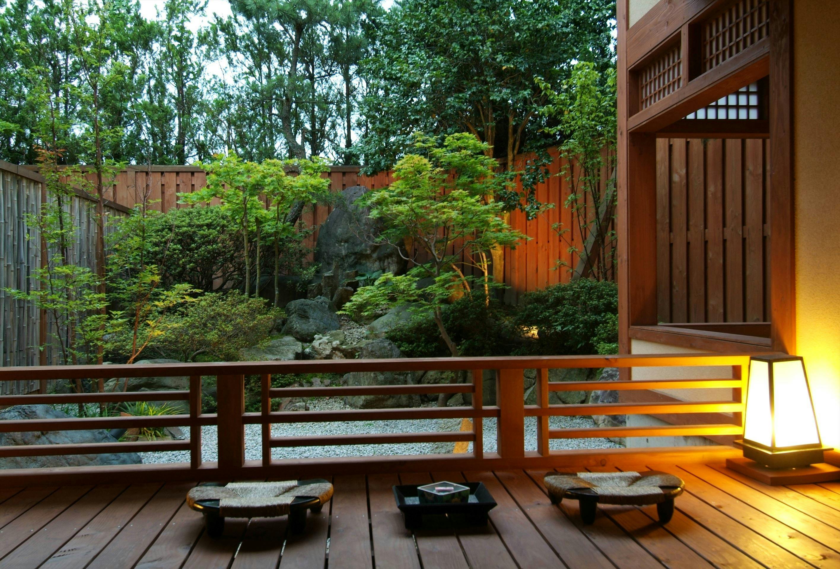 村上館湯伝