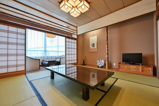 客室(和室)。