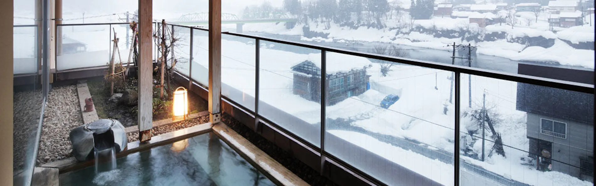 花とほたる 湯のさと 雪国