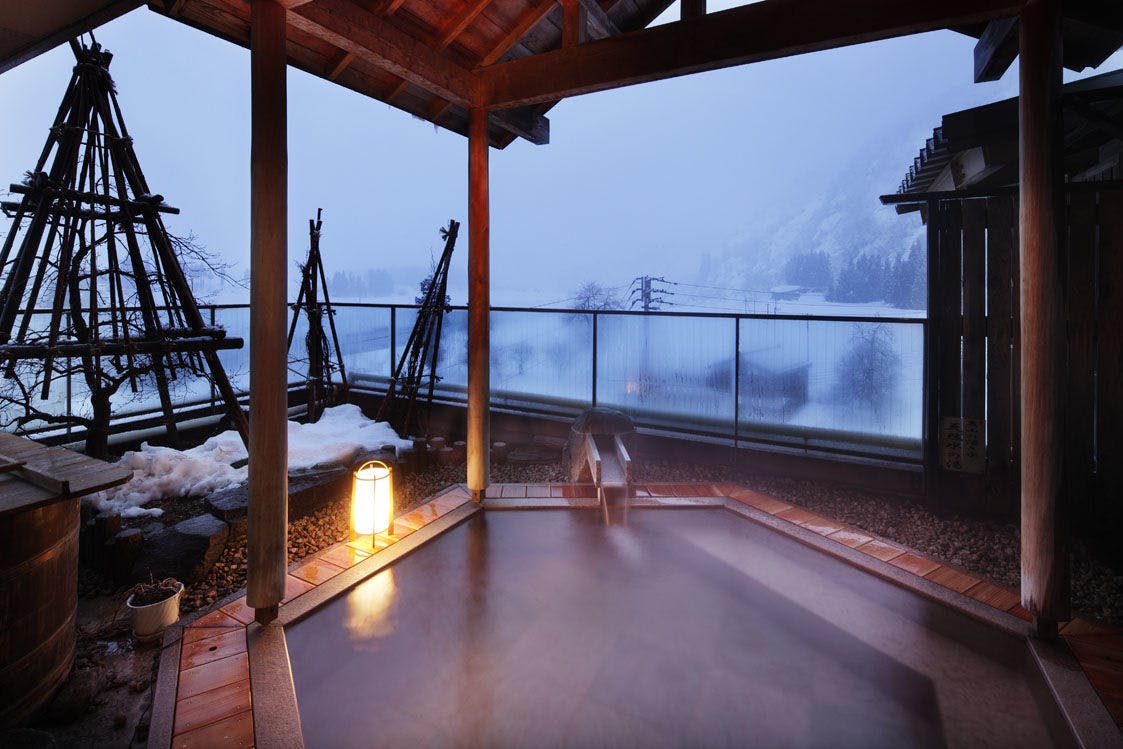 花とほたる　湯のさと　雪国