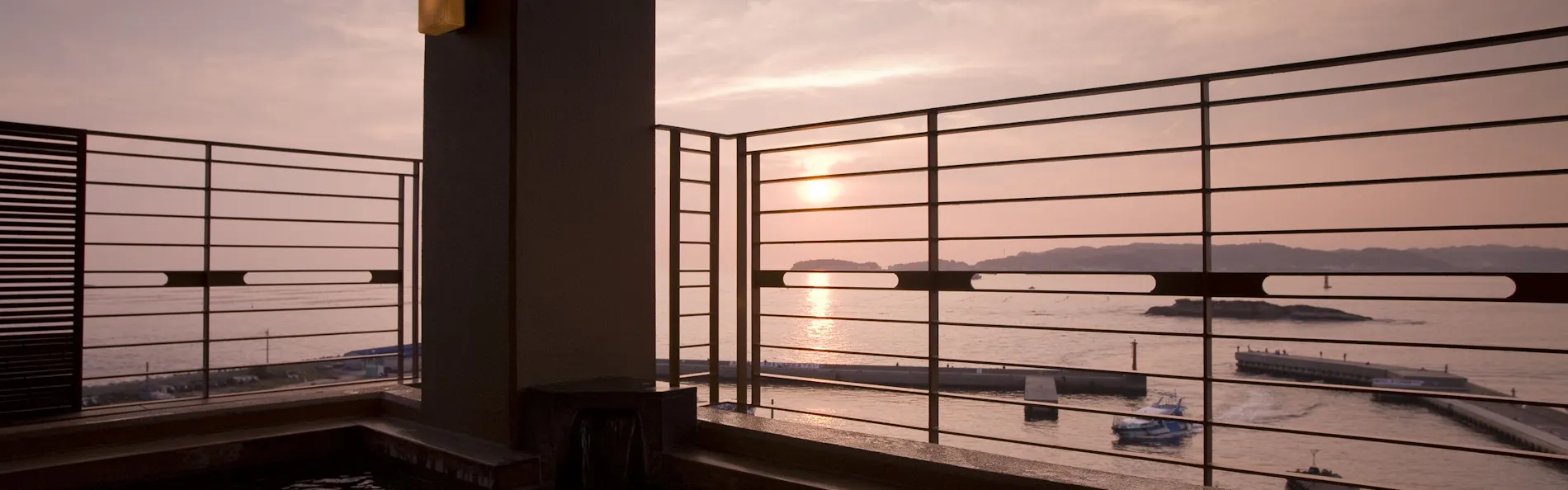 すず屋海游亭