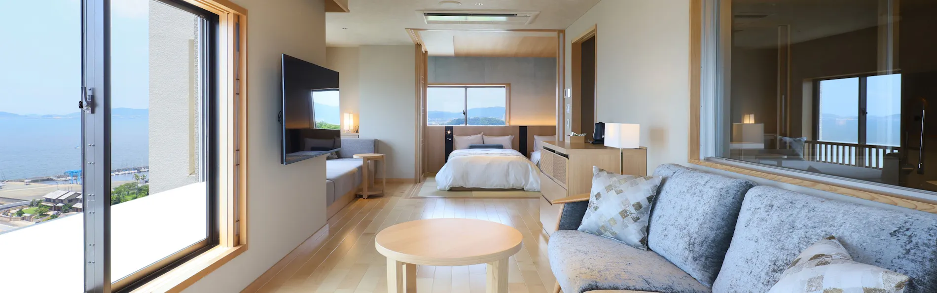 海と空と風の宿 ホテル明山荘
