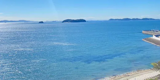 海と空と風の宿 ホテル明山荘
