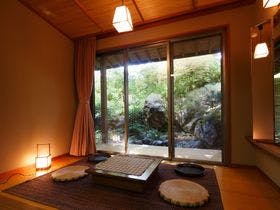 新潟・岩室温泉　自家源泉の宿　富士屋