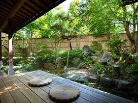 新潟・岩室温泉　自家源泉の宿　富士屋