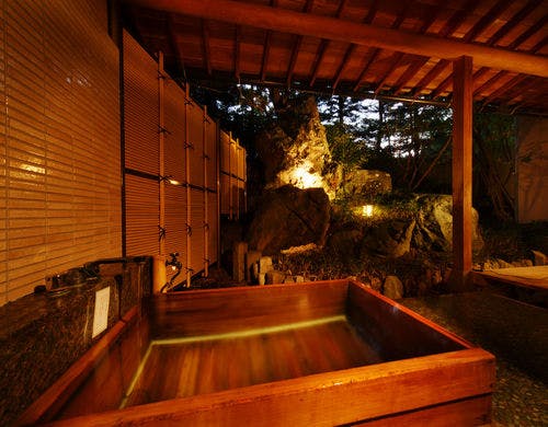 露天風呂付き客室【去来】