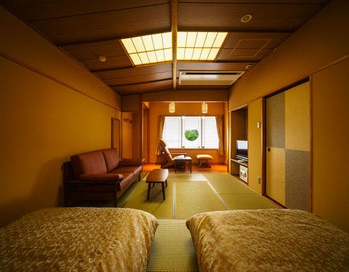 東館ベッド付和室