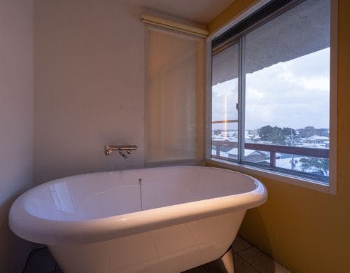 モダンツイン（セミダブル２台）