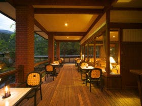 名峰槍ヶ岳を望む宿　穂高荘山のホテル 2枚目