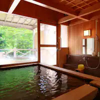 *ห้องอาบน้ำส่วนตัวนากามิ