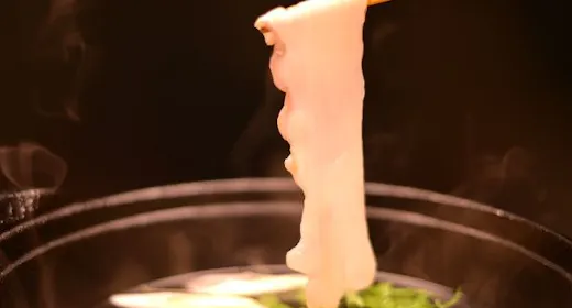 【志津川タコしゃぶプラン】鮑を食べているグルメなたこをしゃぶしゃぶ・鮑の踊り焼付!三陸グルメを満喫