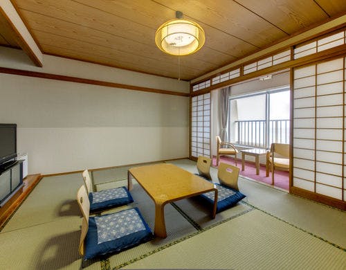 オーシャンビュー和室10畳（禁煙）