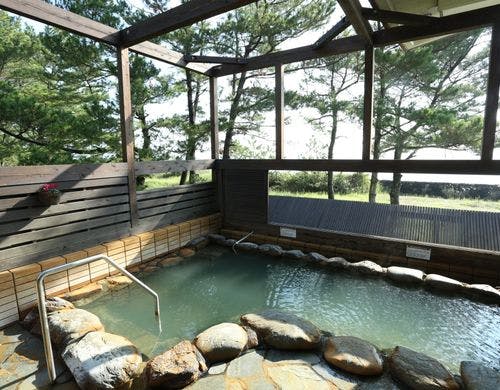 温泉大浴場「知林の湯」露天風呂