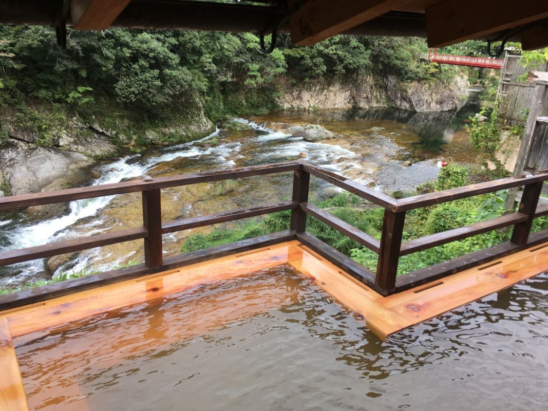 露天風呂（初夏）