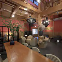 母屋のフロント・ロビーです。