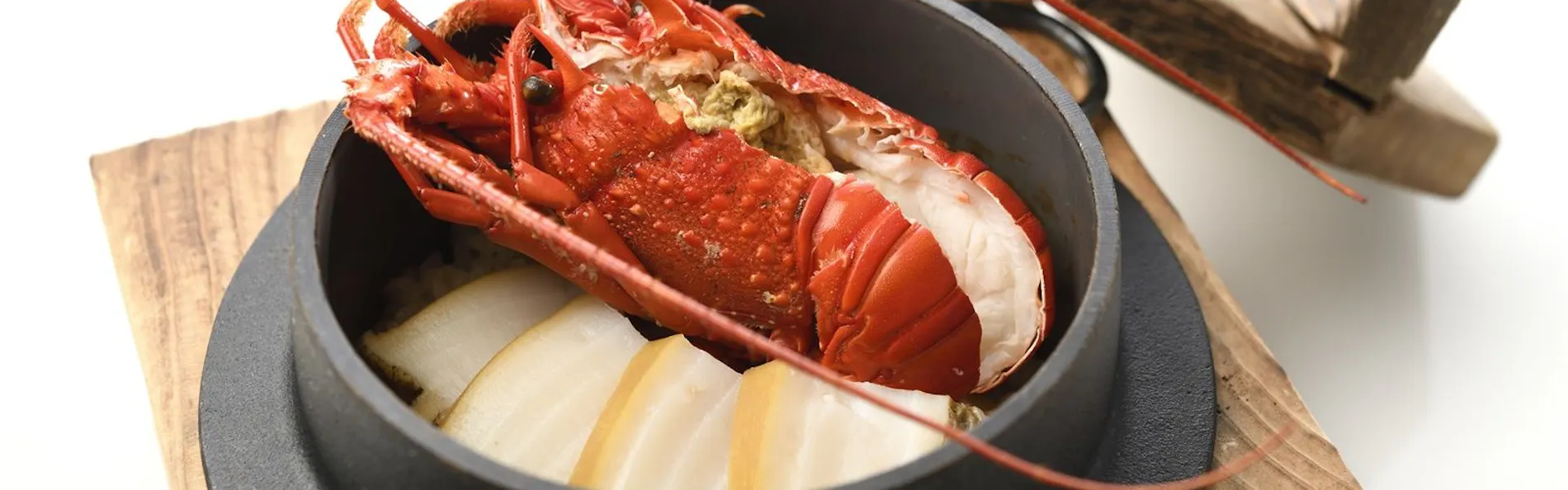 Auberge Suehiro <食の芸術と海の絶景が出逢う宿>