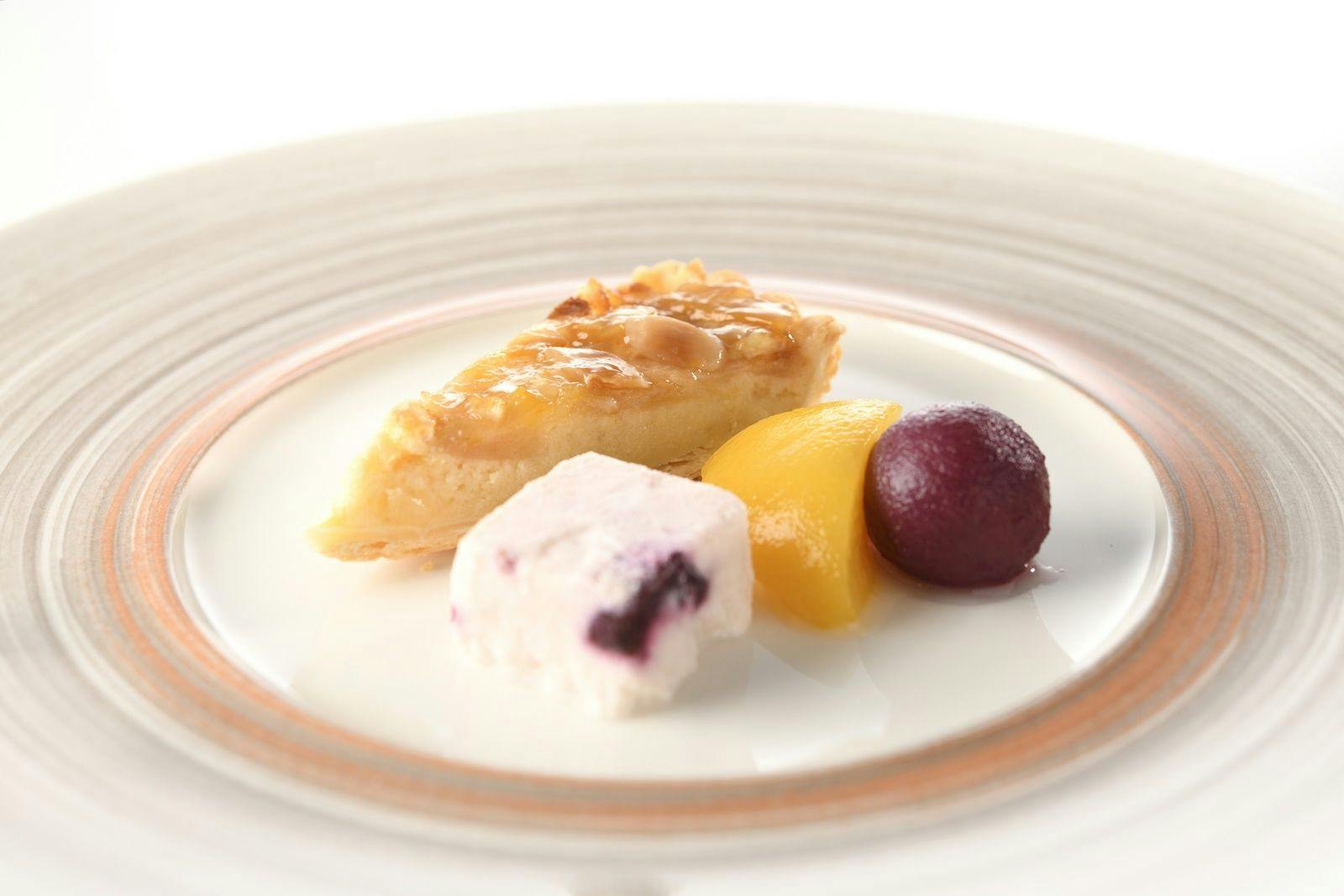 Auberge Suehiro ＜食の芸術と海の絶景が出逢う宿＞