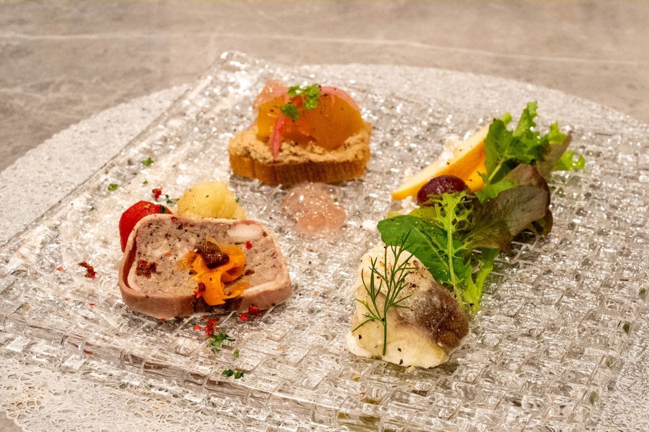 Auberge Suehiro ＜食の芸術と海の絶景が出逢う宿＞