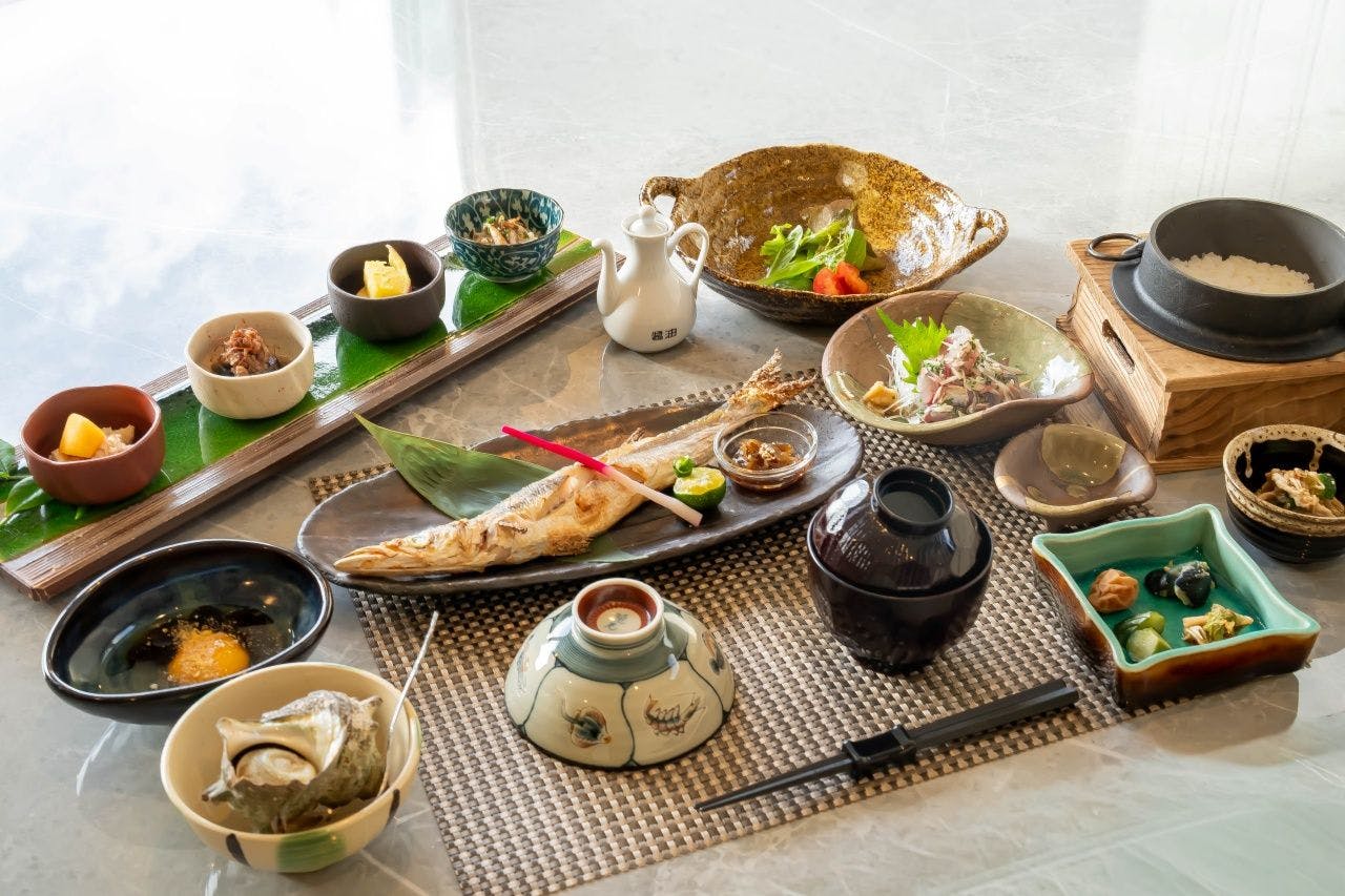 Auberge Suehiro ＜食の芸術と海の絶景が出逢う宿＞