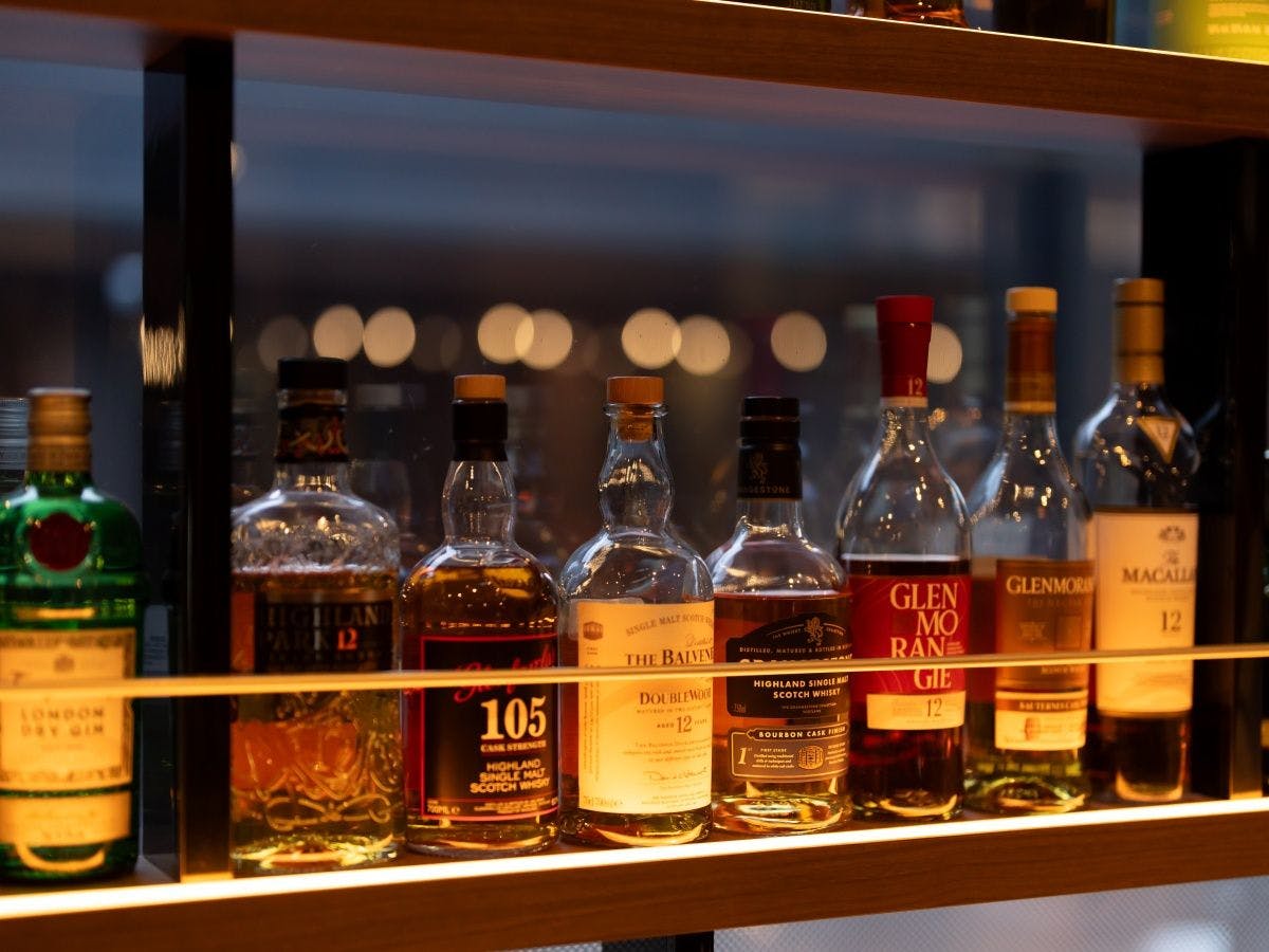 BAR／ご滞在中に一杯いかがでしょうか。