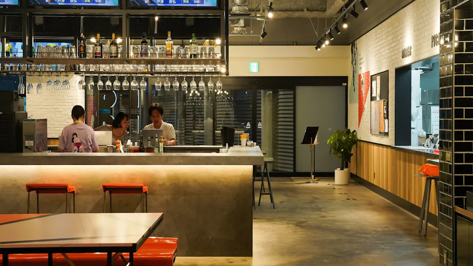 SETOUCHI KEIRIN HOTEL 10 by Onko Chishin