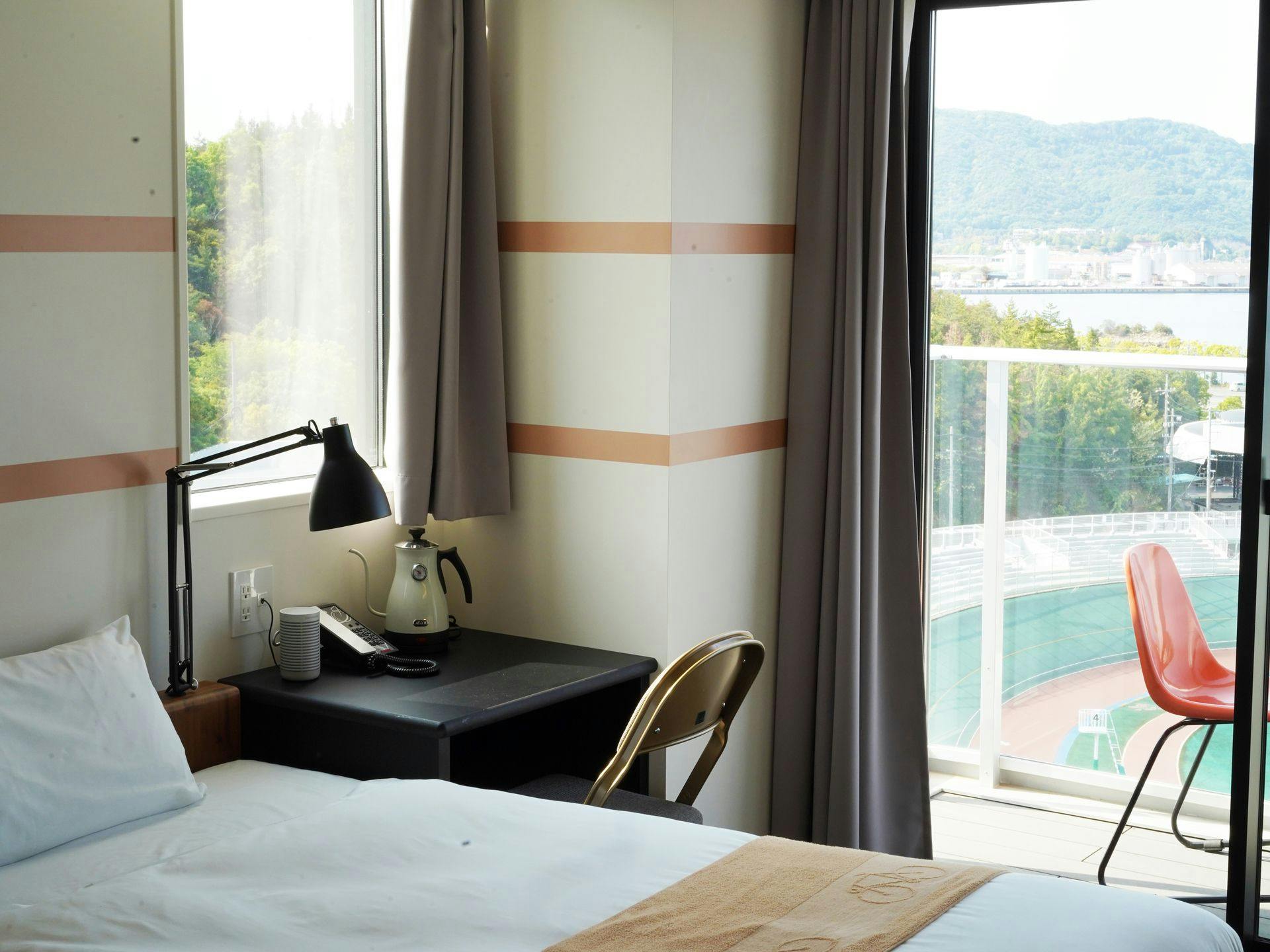 KEIRIN HOTEL 10 by 温故知新