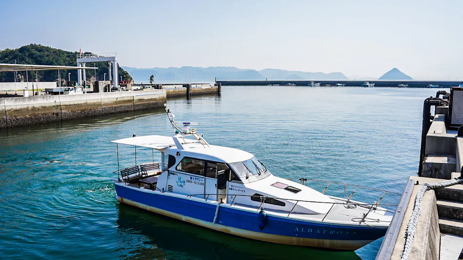 SETOUCHI KEIRIN HOTEL 10 by Onko Chishin