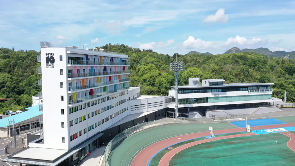 SETOUCHI KEIRIN HOTEL 10 by Onko Chishin