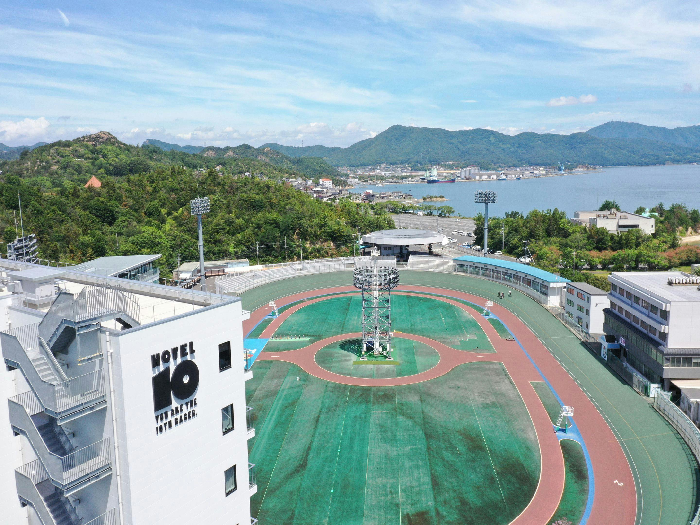 KEIRIN HOTEL 10 by 温故知新
