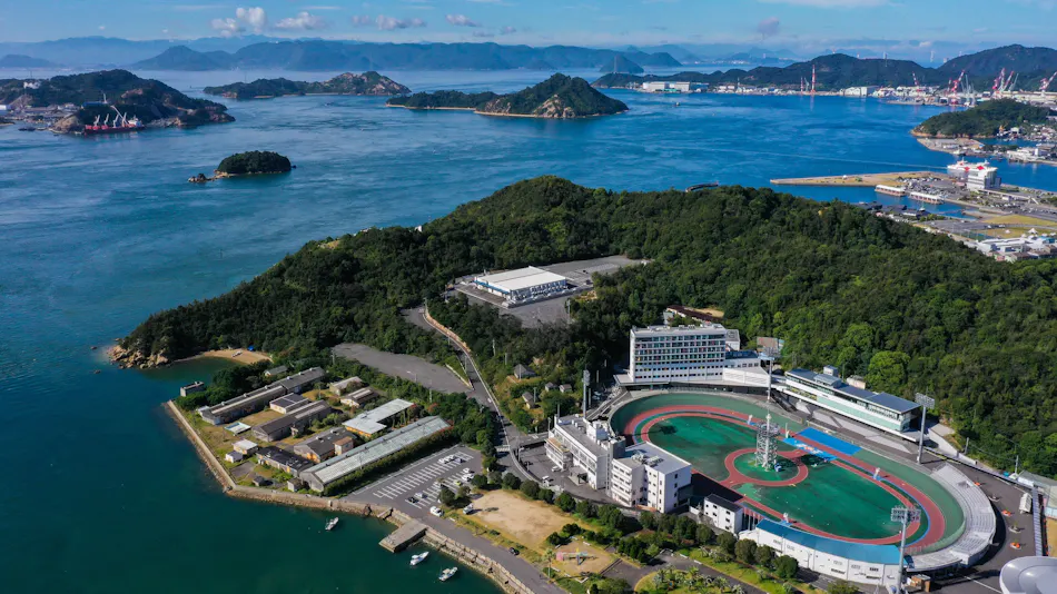 SETOUCHI KEIRIN HOTEL 10 by Onko Chishin