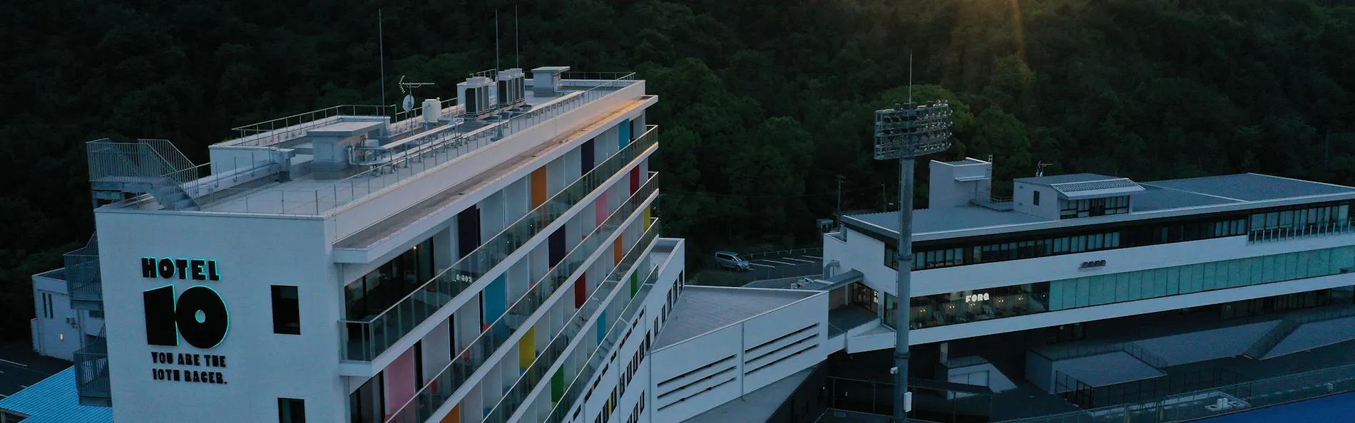 KEIRIN HOTEL 10 by 温故知新