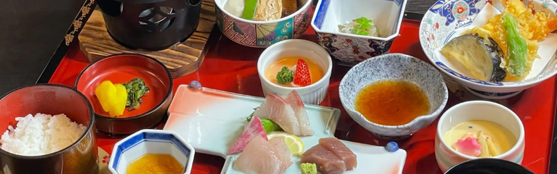 海辺の料理小宿はつしろ