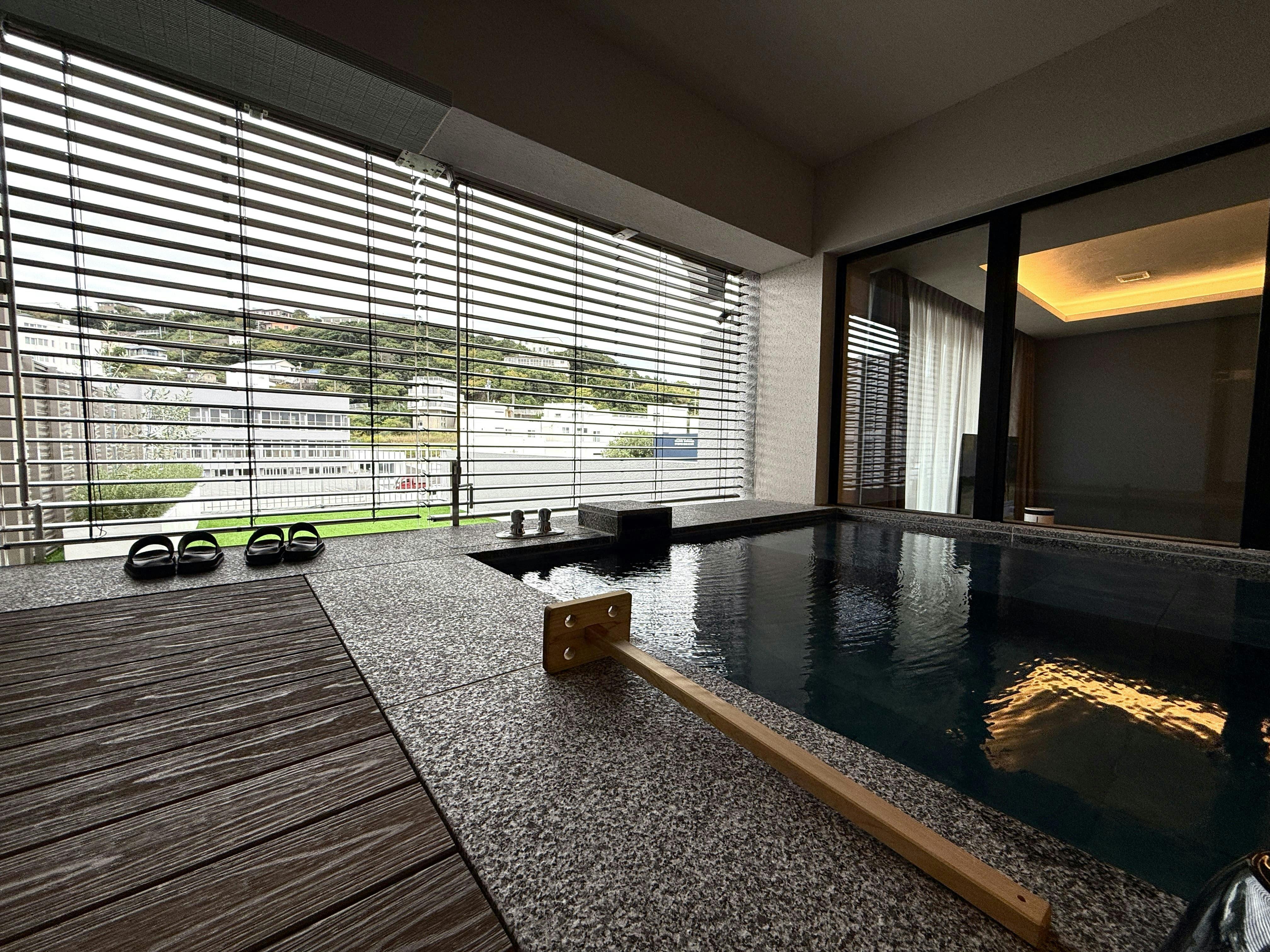 DOG HOTEL SHIRAHAMA/ドッグホテル白浜