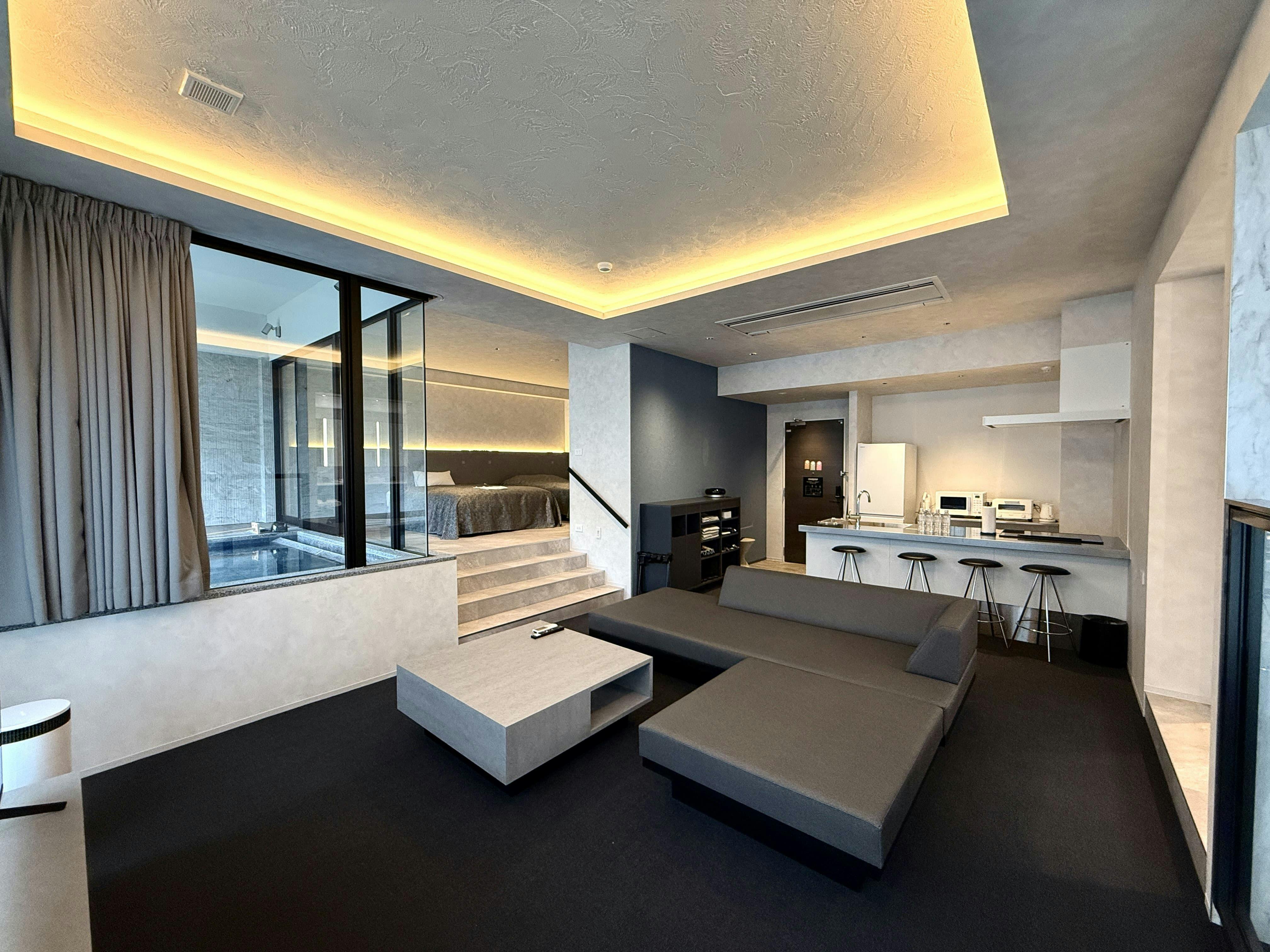 DOG HOTEL SHIRAHAMA/ドッグホテル白浜