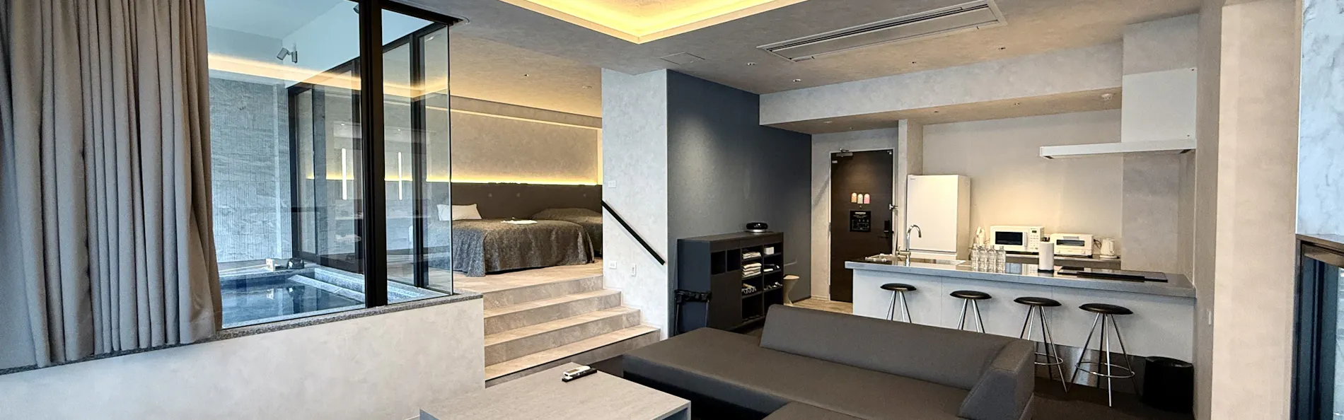 DOG HOTEL SHIRAHAMA/ドッグホテル白浜